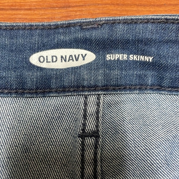 Old Navy women’s super skinny jeans size 6 - Picture 3 of 8